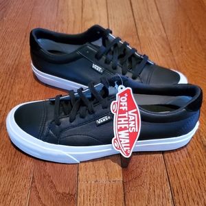 Womens Van Shoes Black Leather Size 7 NWT